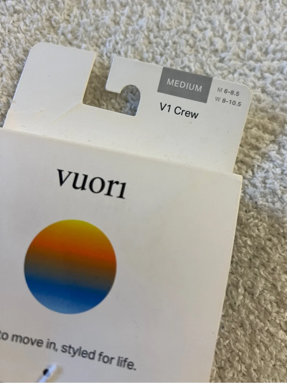 Vuori V1 Crew Socks Gray Heather Medium NWT Performance Athletic